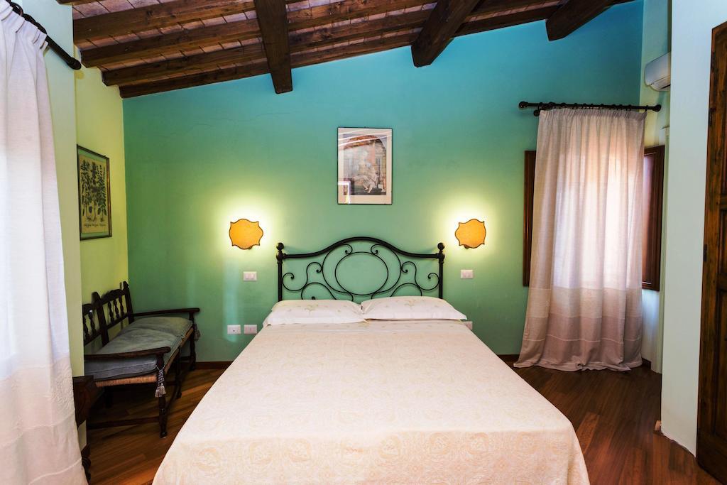 Antico Acquedotto B&B Περούτζια Δωμάτιο φωτογραφία
